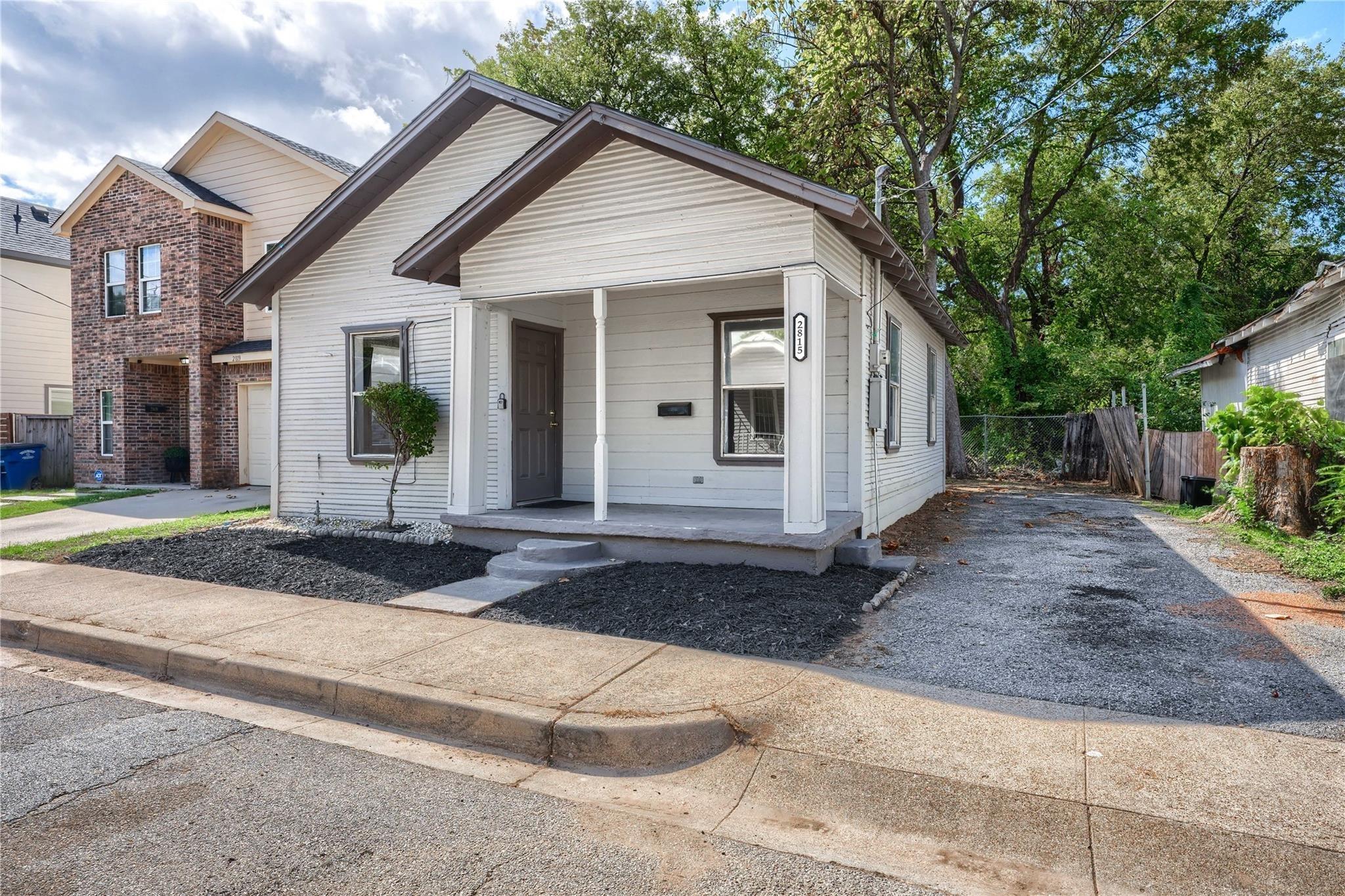 Sutton St, Dallas, TX 75210