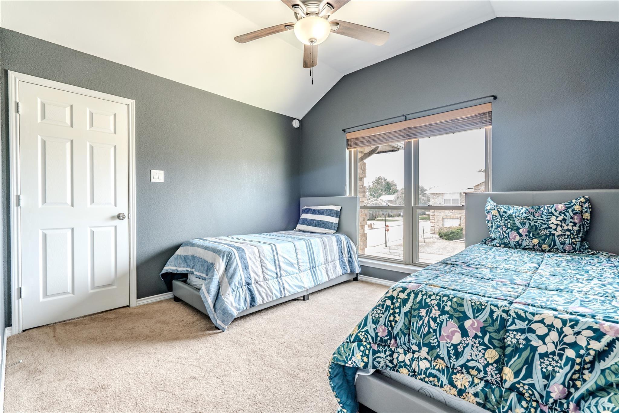Silver Lake Dr, Rowlett, TX 75089