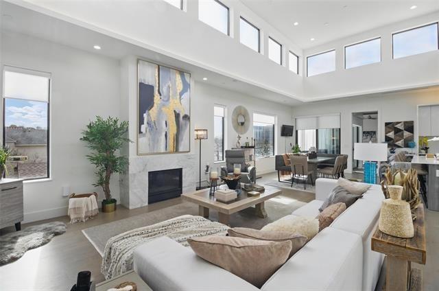 Cole Ave, Dallas, TX 75204