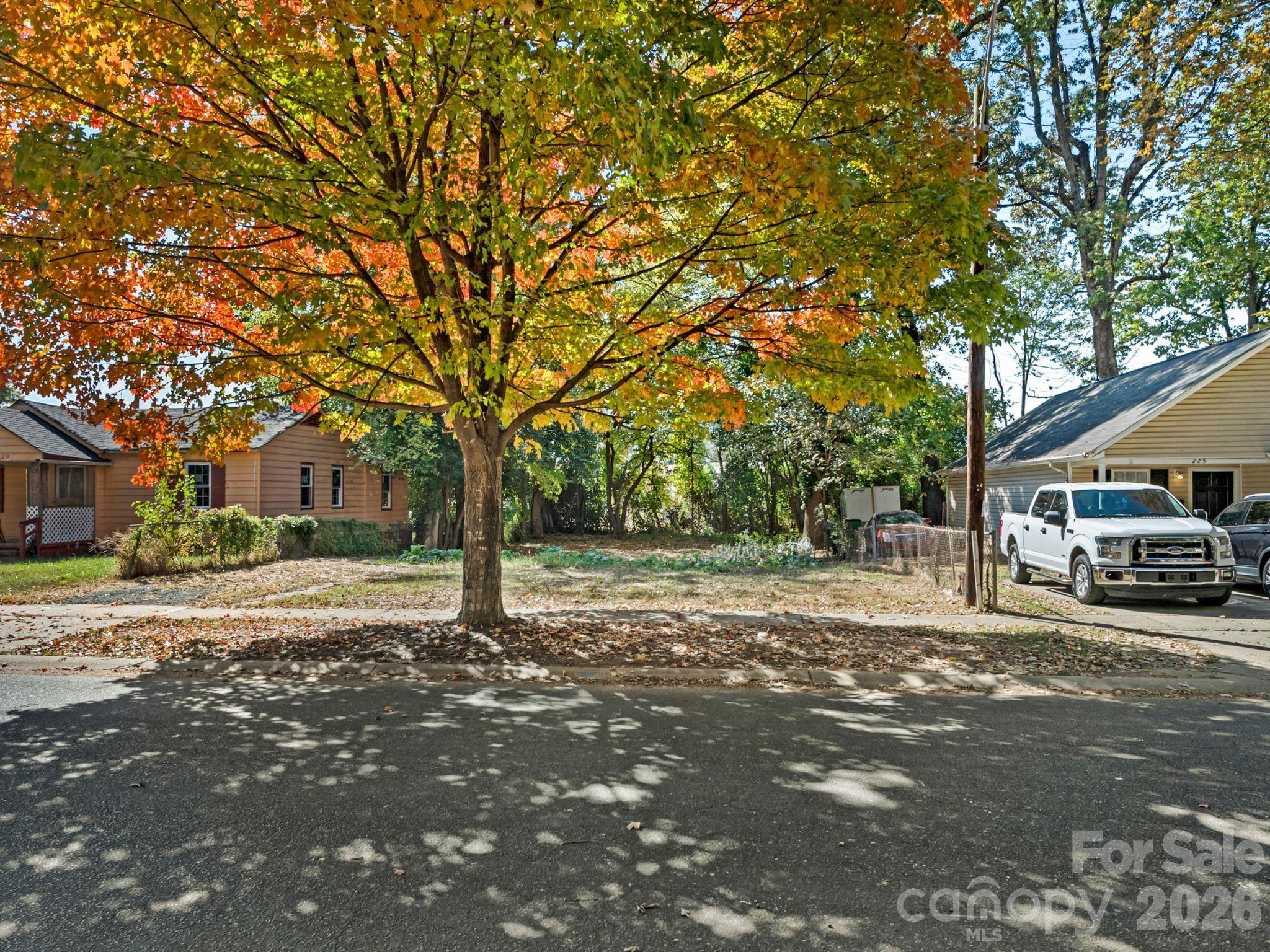 Plymouth Ave, Charlotte, NC 28206