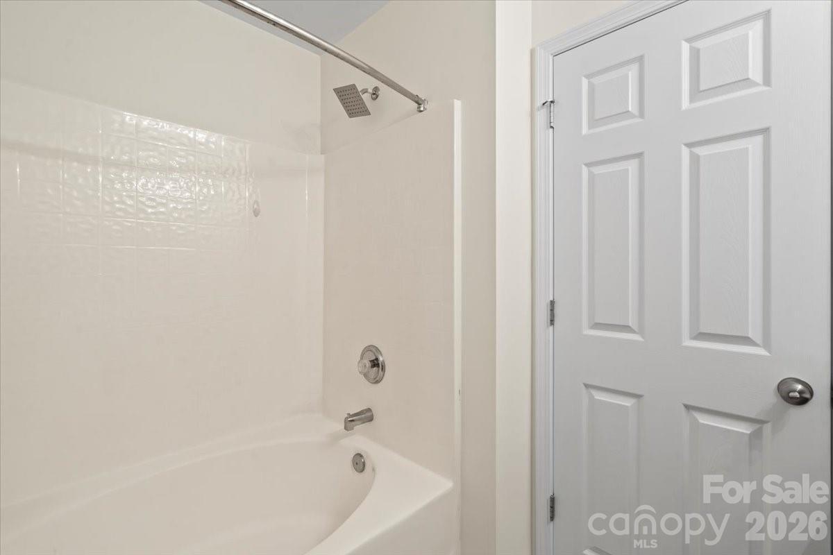 Big Creek Ct, Matthews, NC 28105