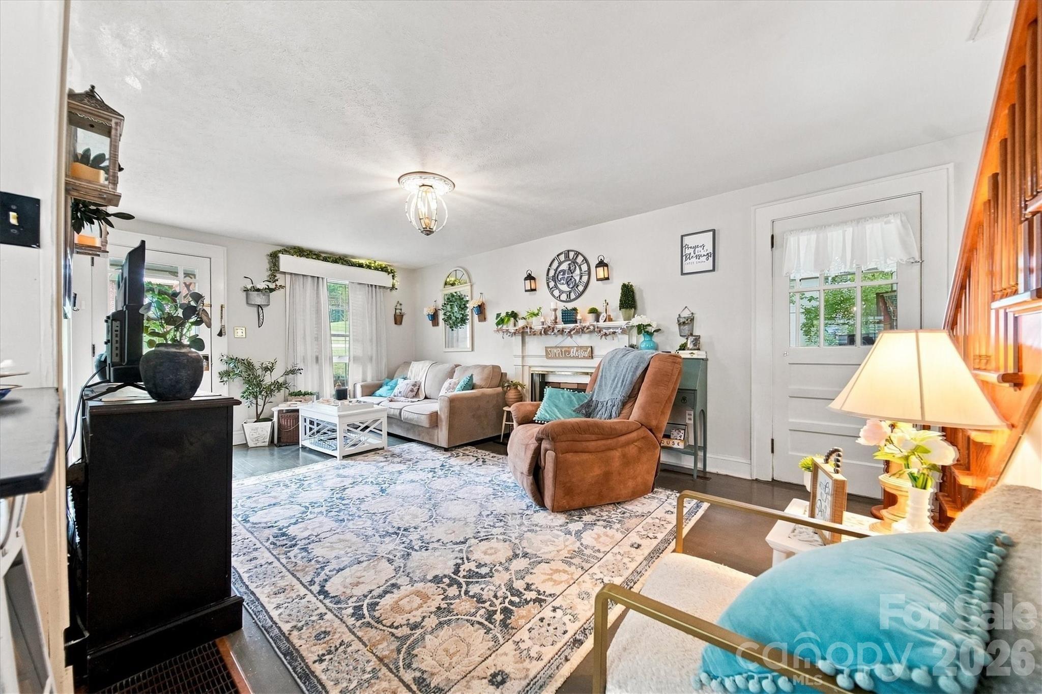 N Anderson St, Morganton, NC 28655