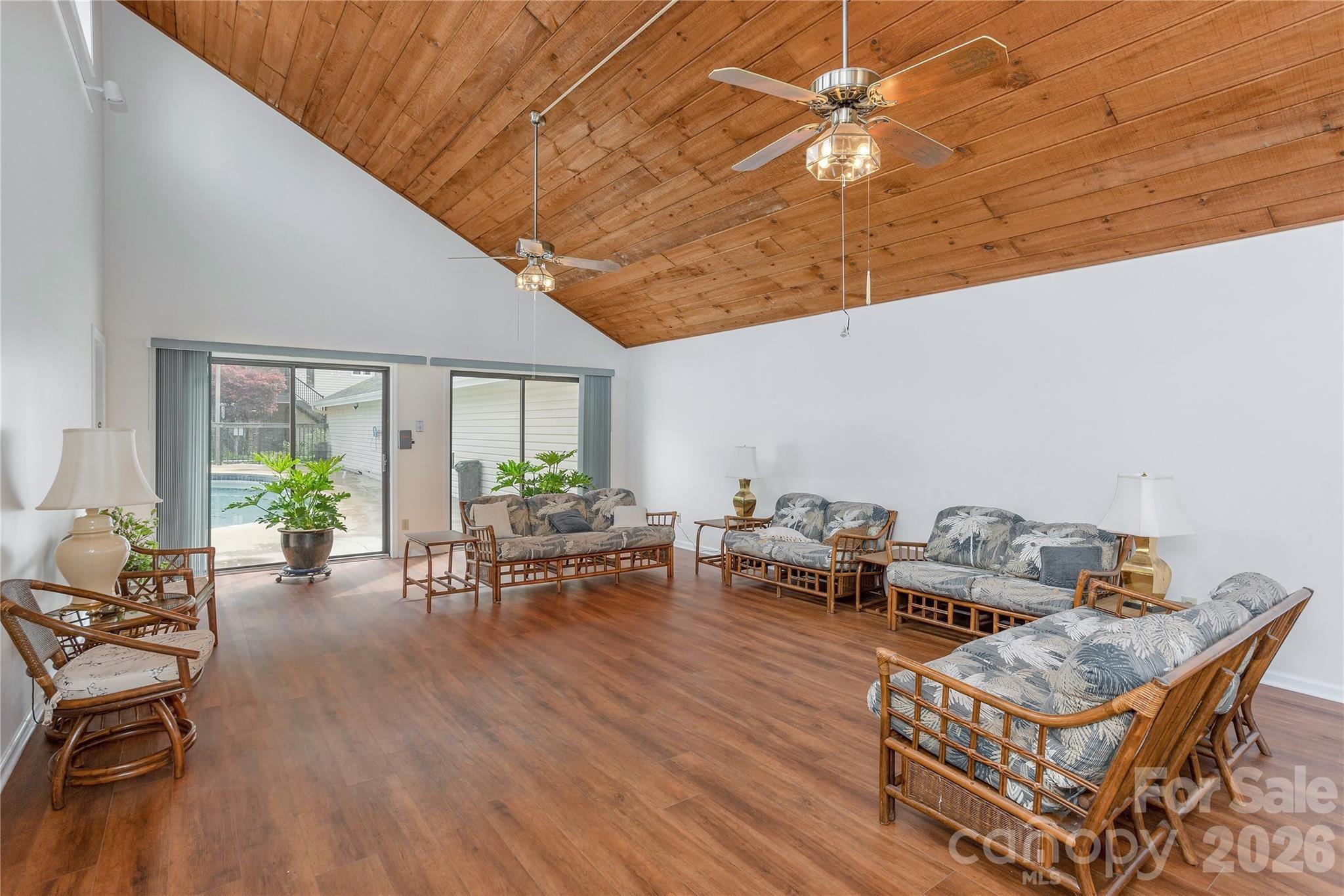 Britton Creek Dr, Hendersonville, NC 28791