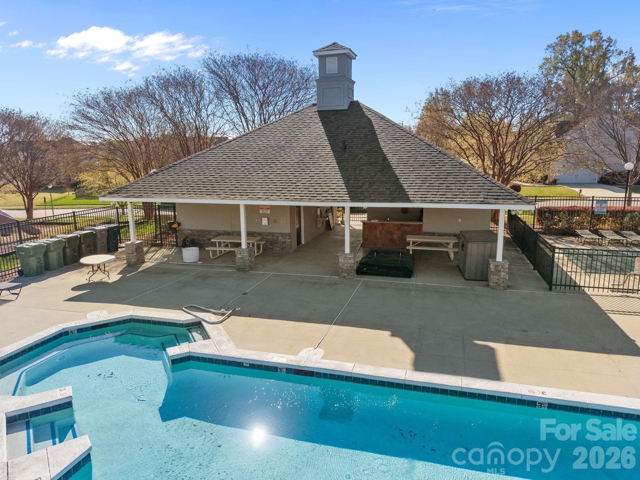 O Casey Ln, Charlotte, NC 28213