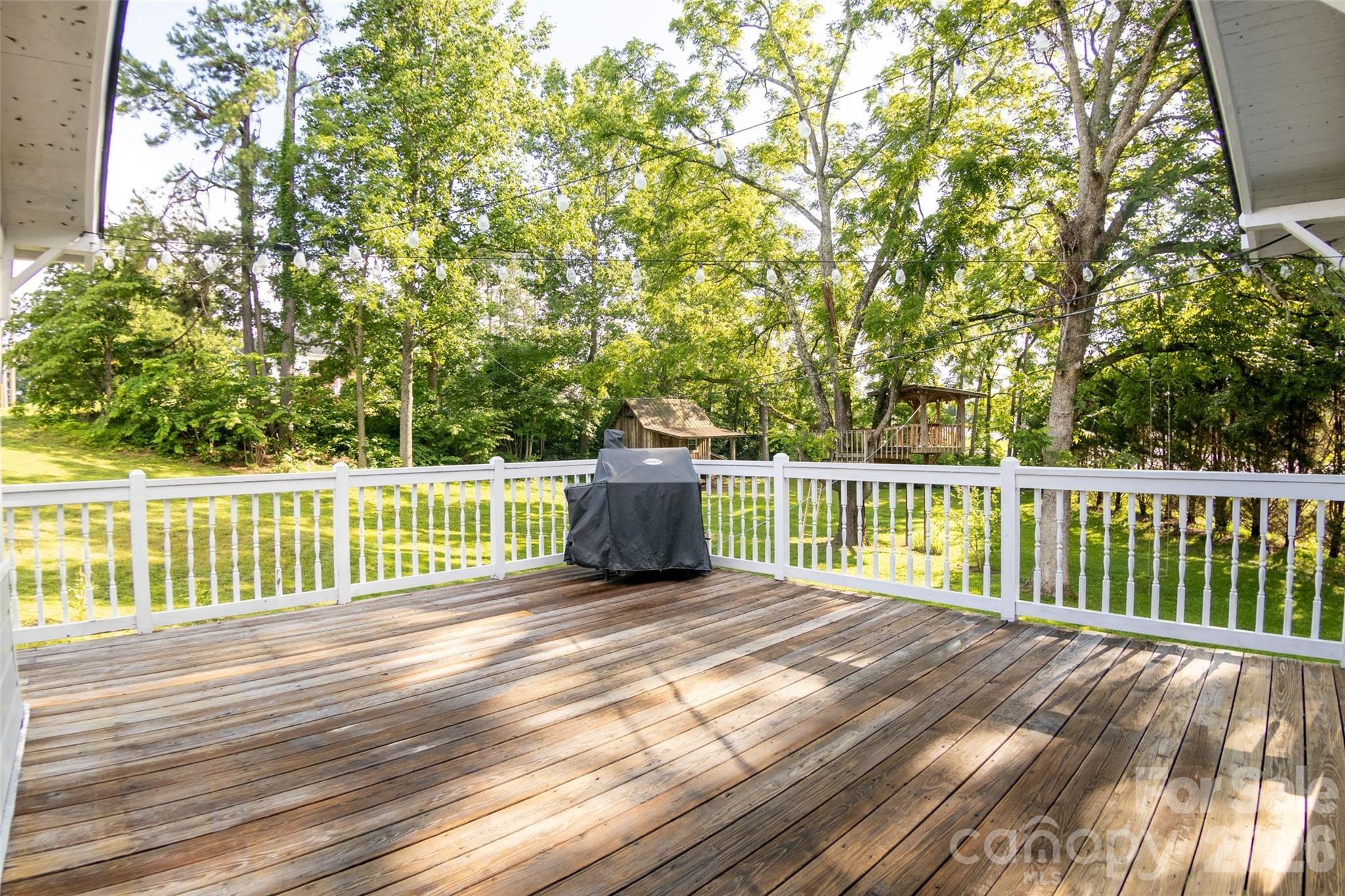 Cuthberson St, Morganton, NC 28655