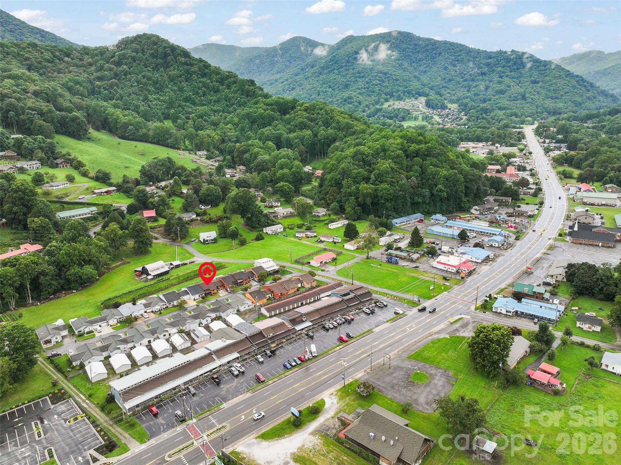 Market St, Maggie Valley, NC 28751