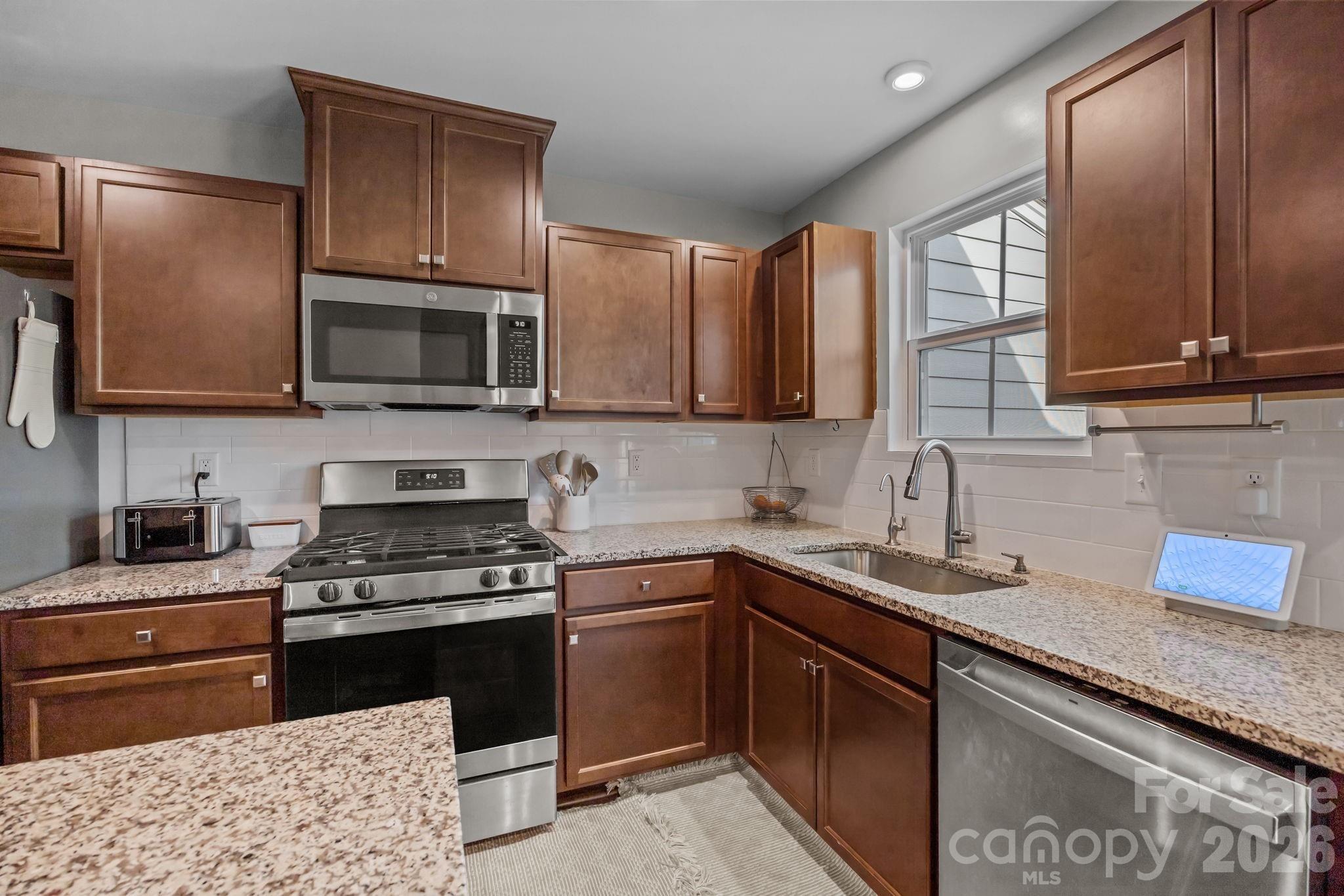 Stella Ln, Troutman, NC 28166