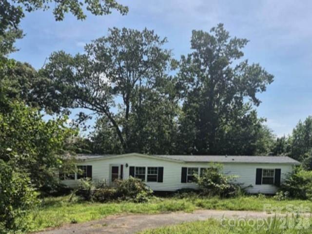 Broken Pine Ln, Granite Falls, NC 28630