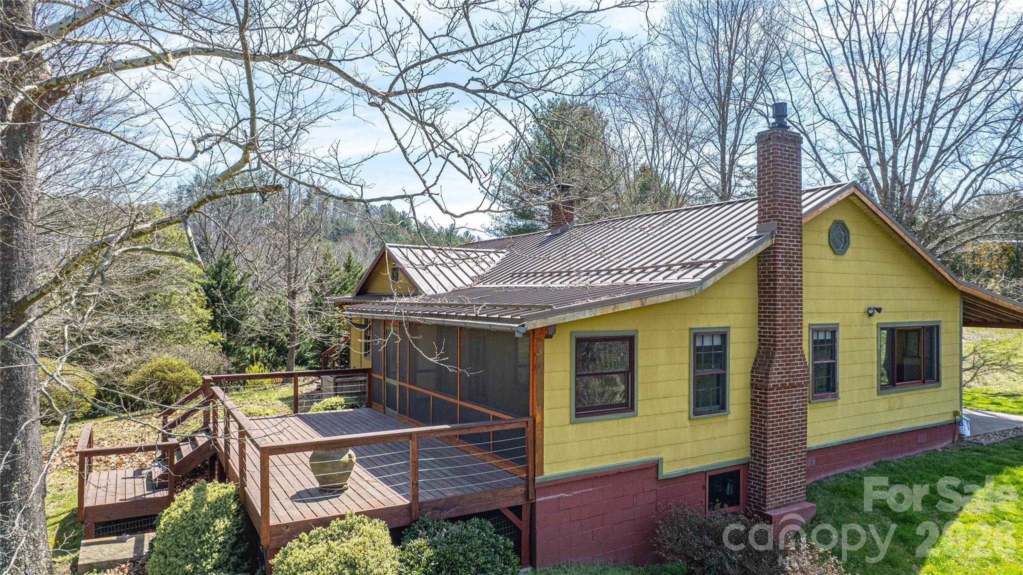S Turkey Creek Rd, Leicester, NC 28748