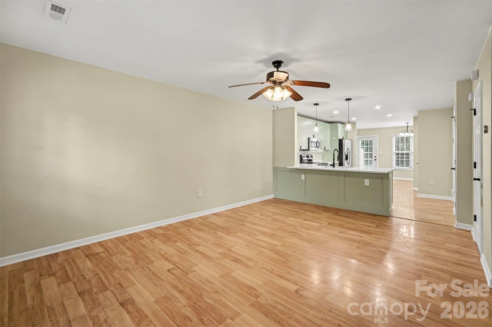 Locomotive Ln, Mooresville, NC 28115