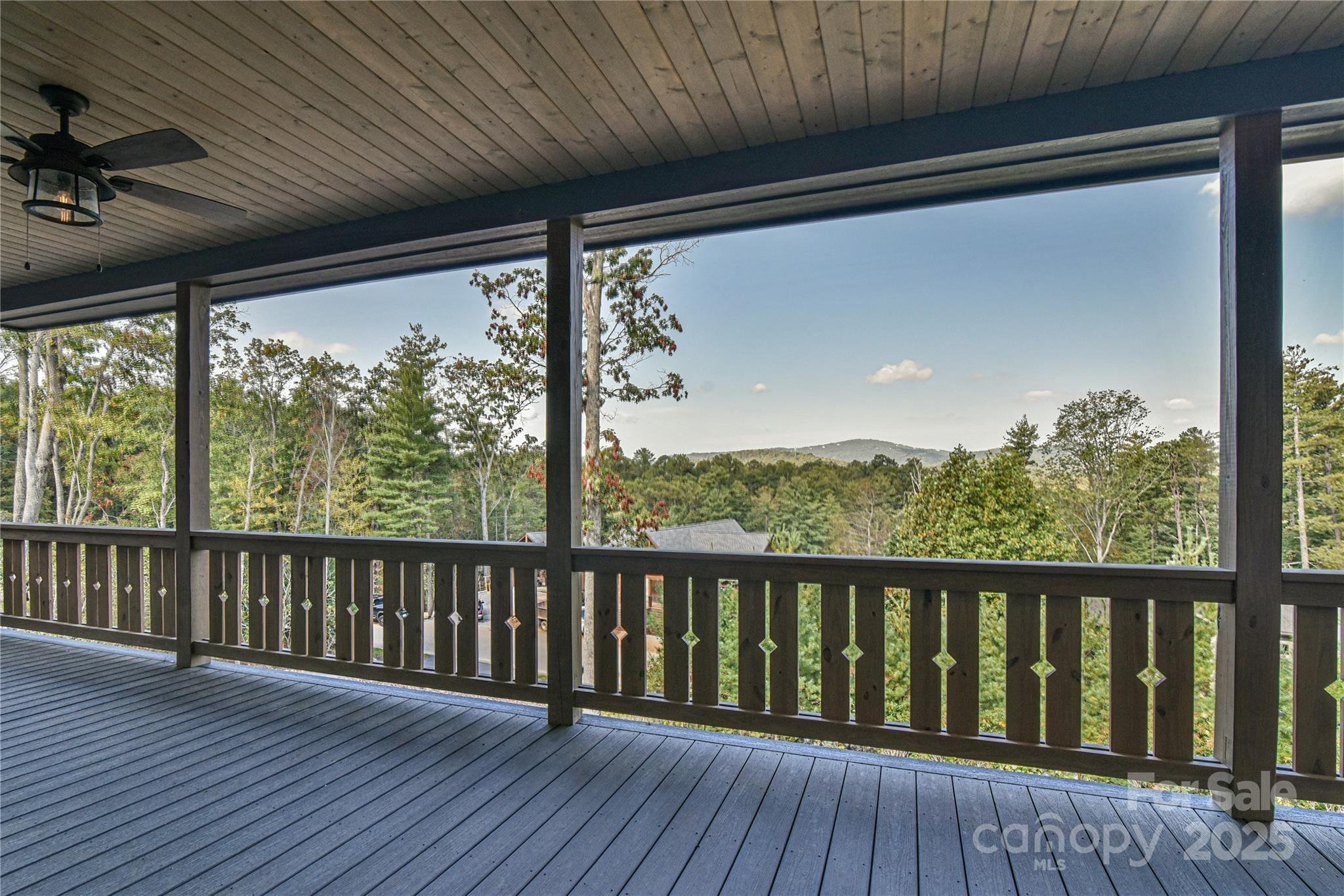 Crossings Cir, Fairview, NC 28730