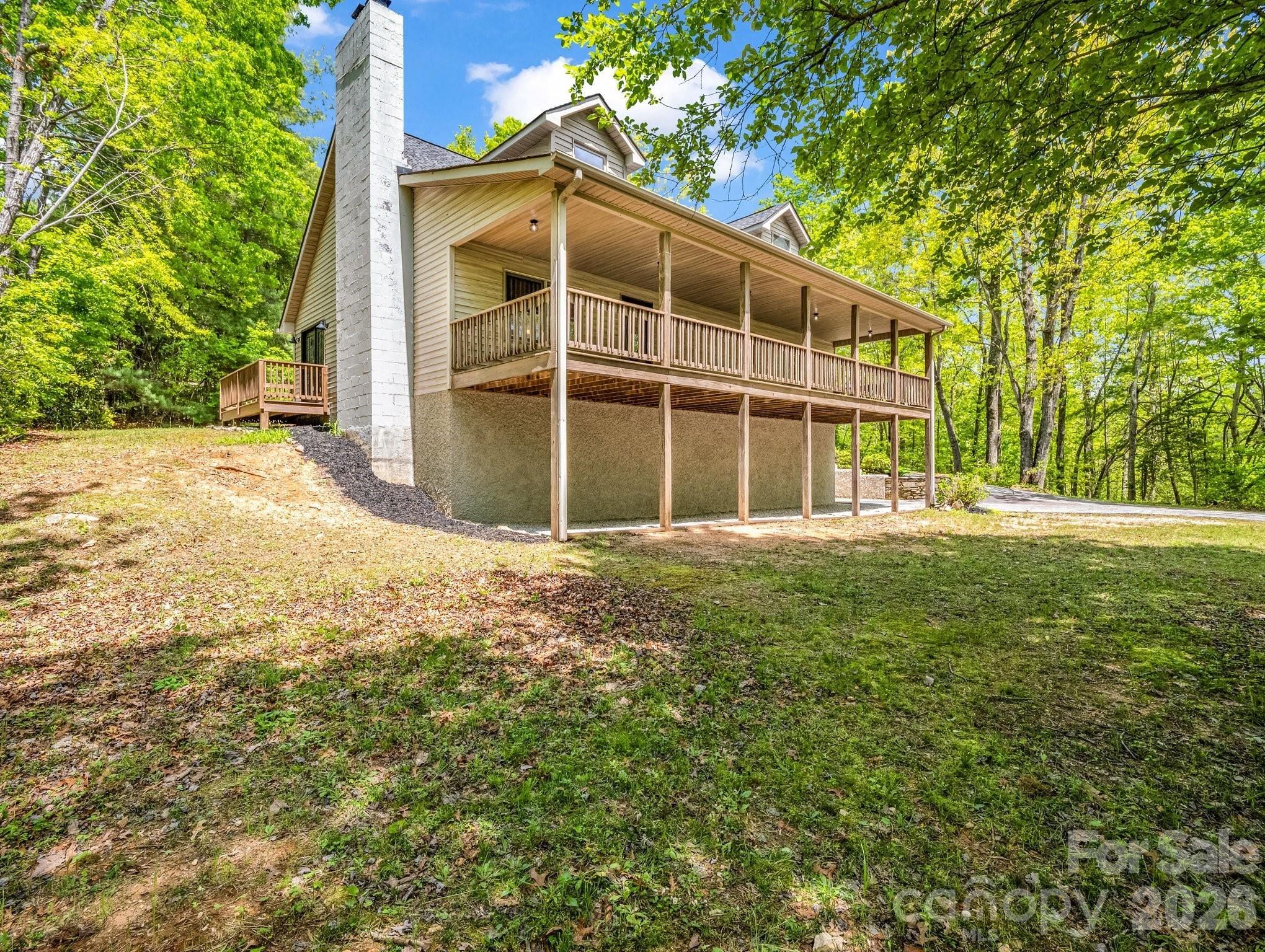 Mountain Page Rd, Saluda, NC 28773