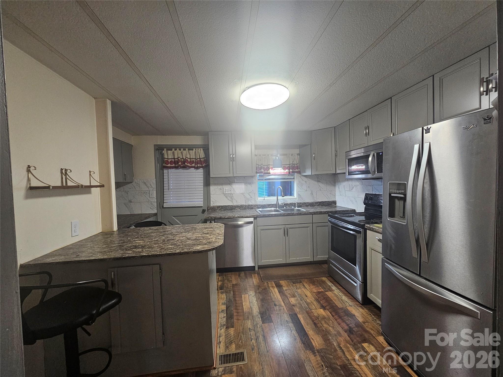 Susan Rd, Casar, NC 28020