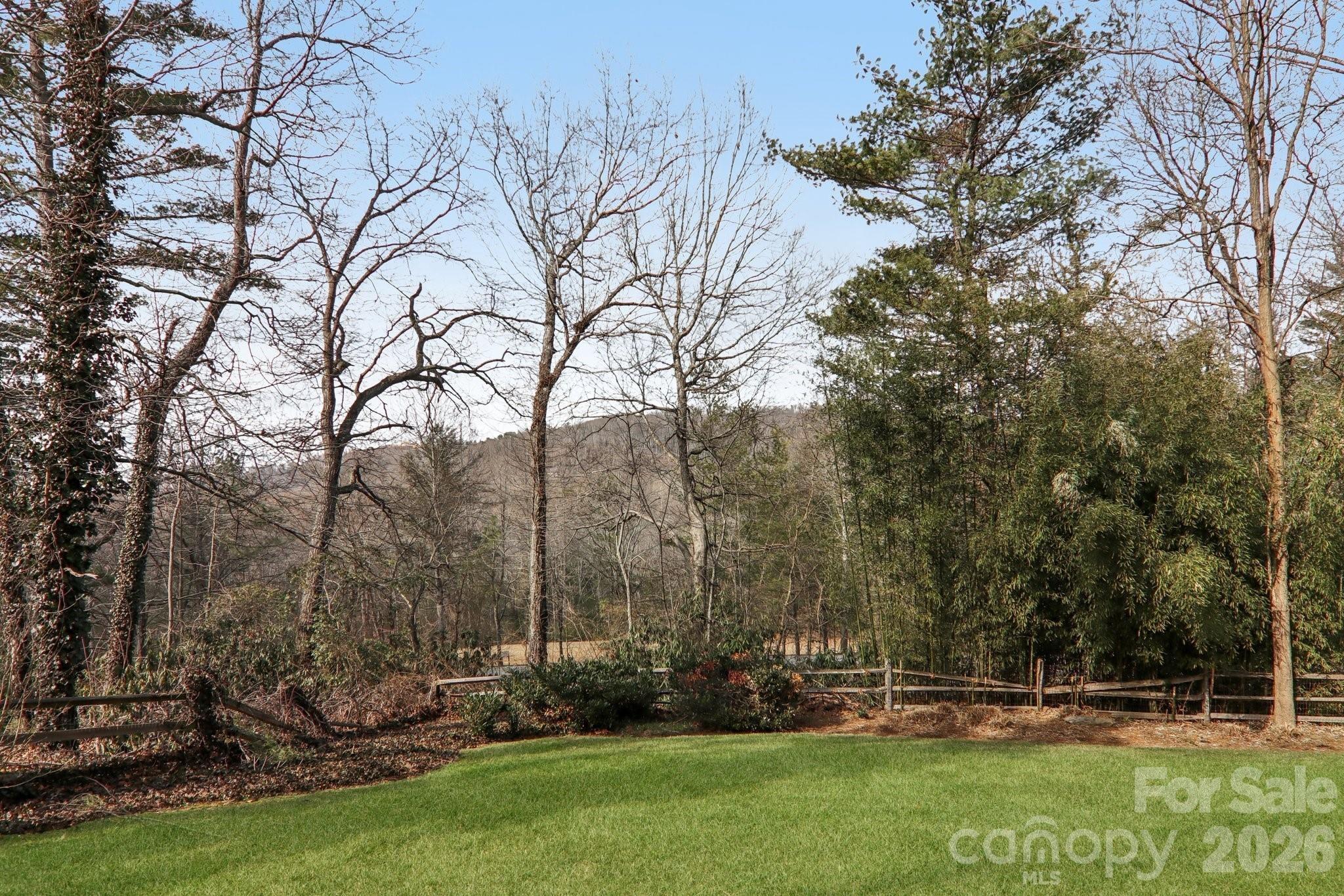 Zelda Ct, Hendersonville, NC 28792