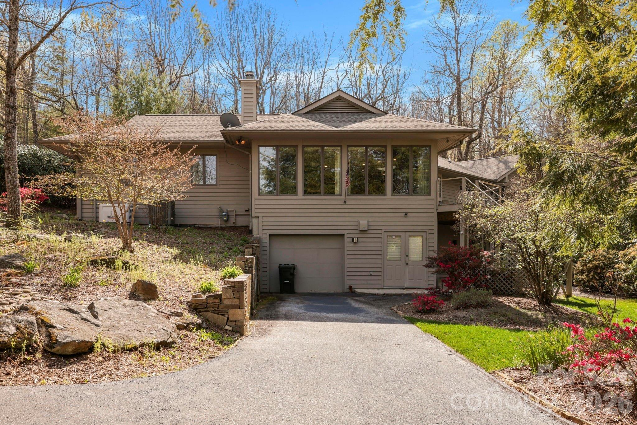 Elmridge Dr, Flat Rock, NC 28731