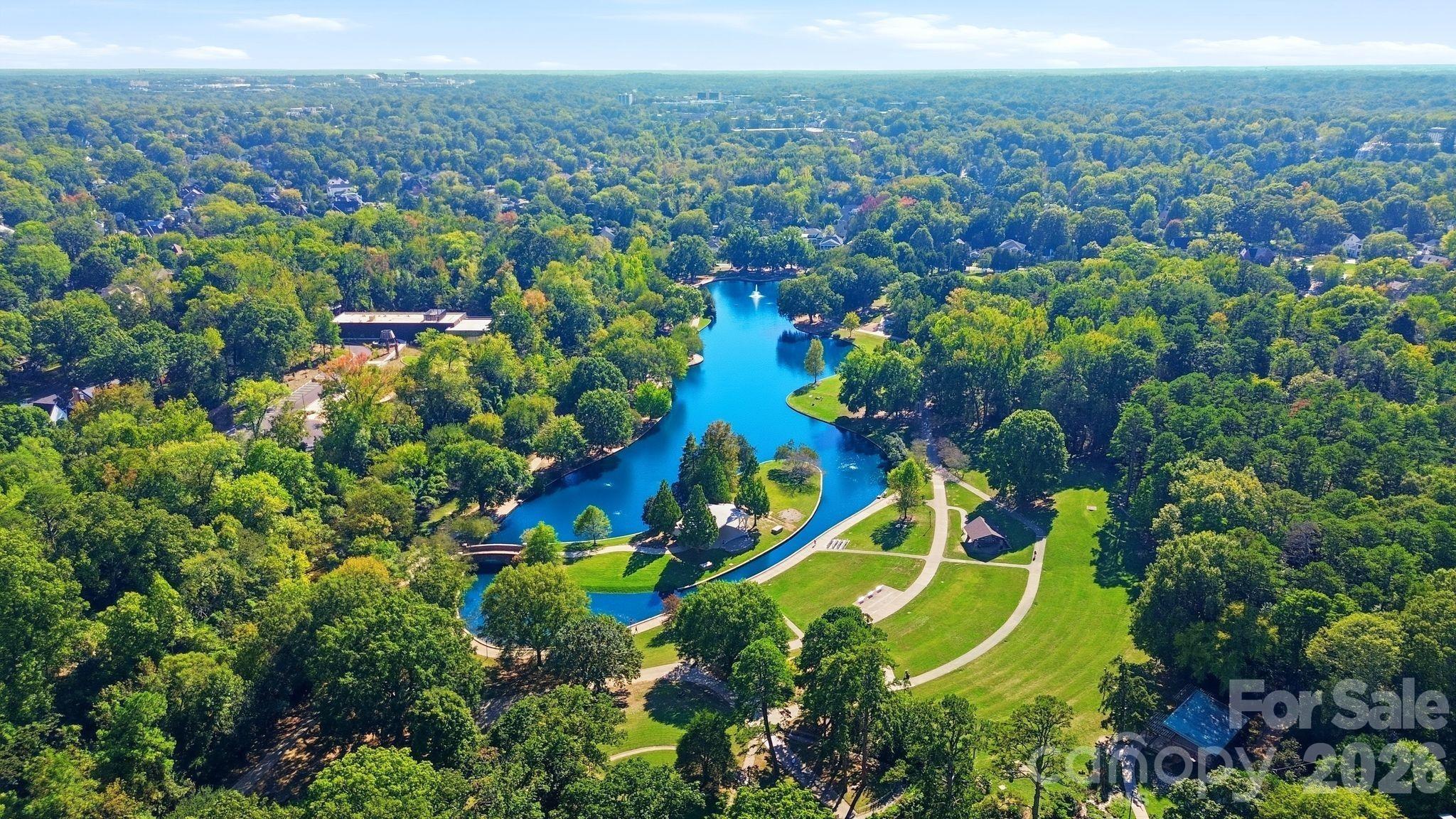S Kings Dr, Charlotte, NC 28207