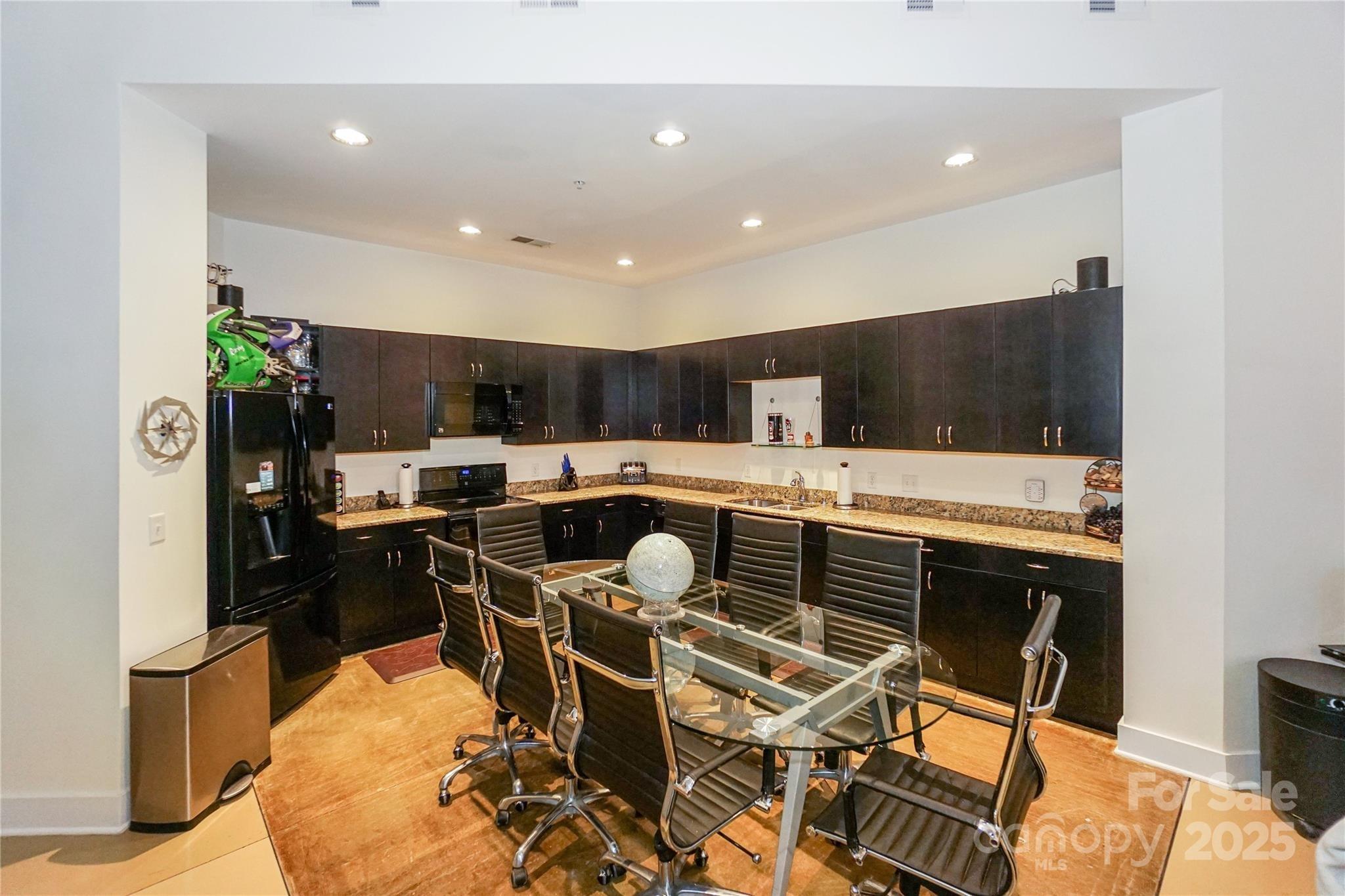 Westmere Ave, Charlotte, NC 28208