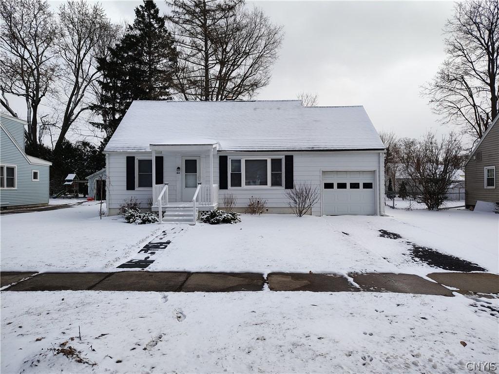 Coolidge Rd, Utica, NY 13502