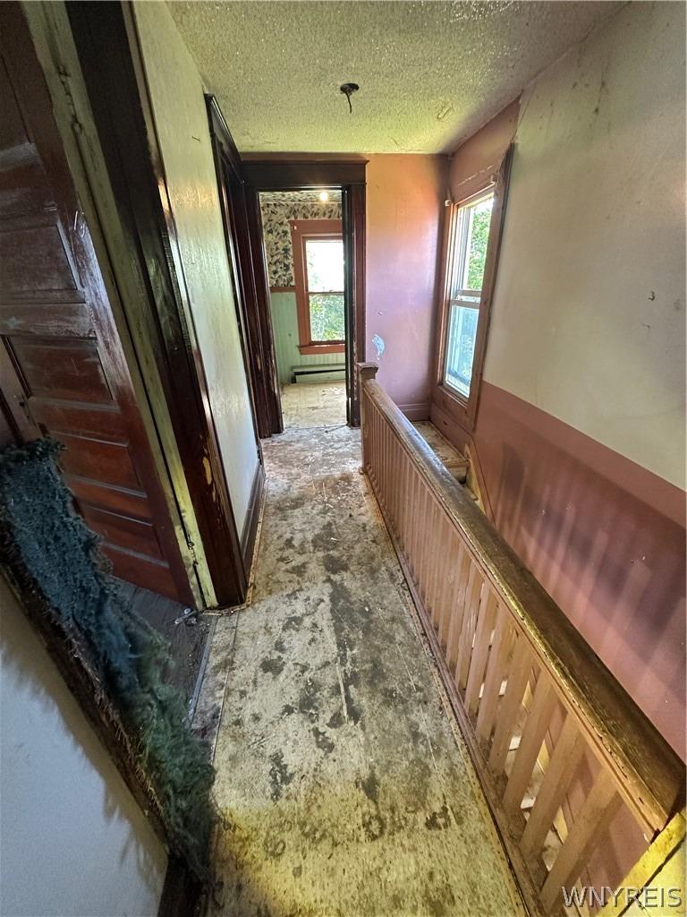 Mckoon Ave, Niagara Falls, NY 14305