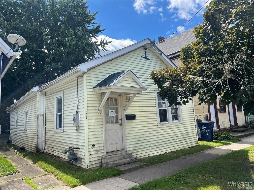 Farmer St, Buffalo, NY 14207