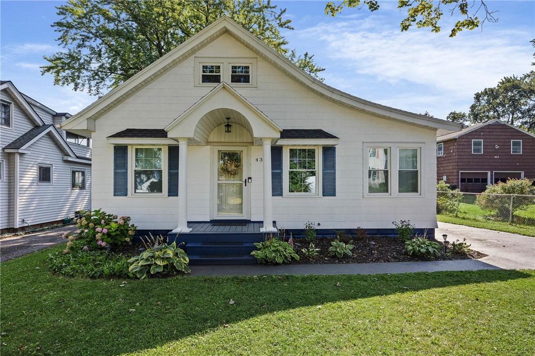 Crossfield Rd, Rochester, NY 14609