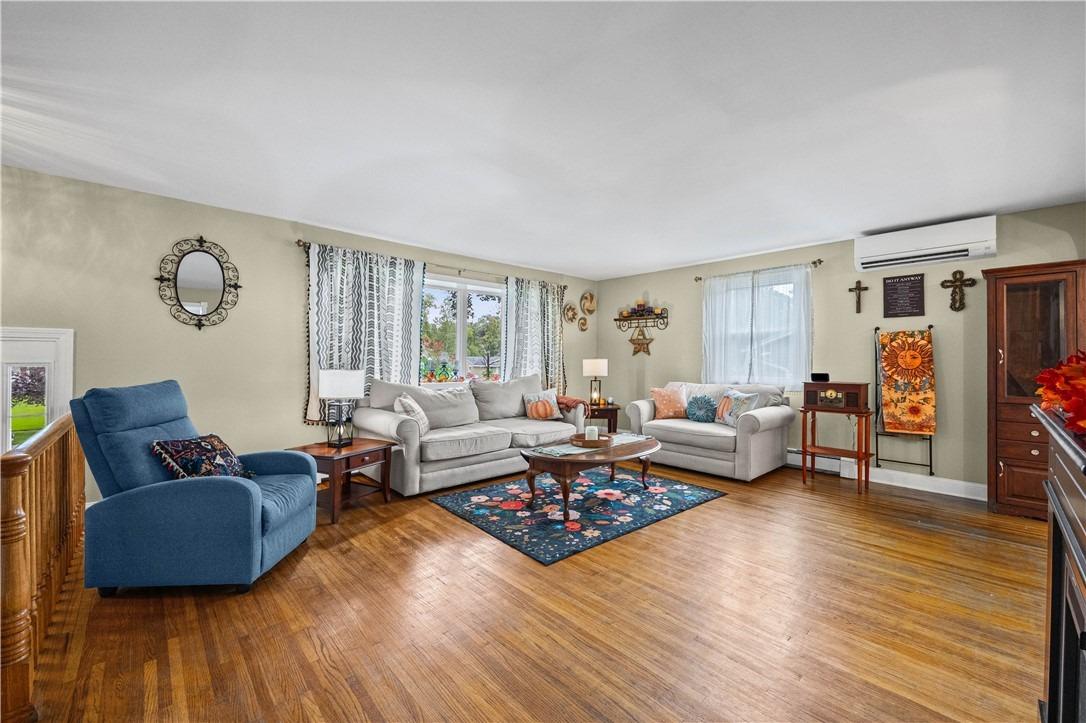 Kensington Ct, Rochester, NY 14612