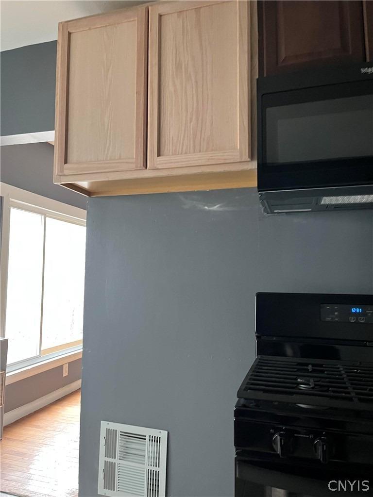 Midland Ave, Syracuse, NY 13205