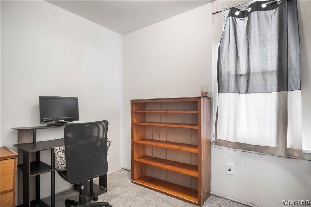 N Ogden St, Buffalo, NY 14212