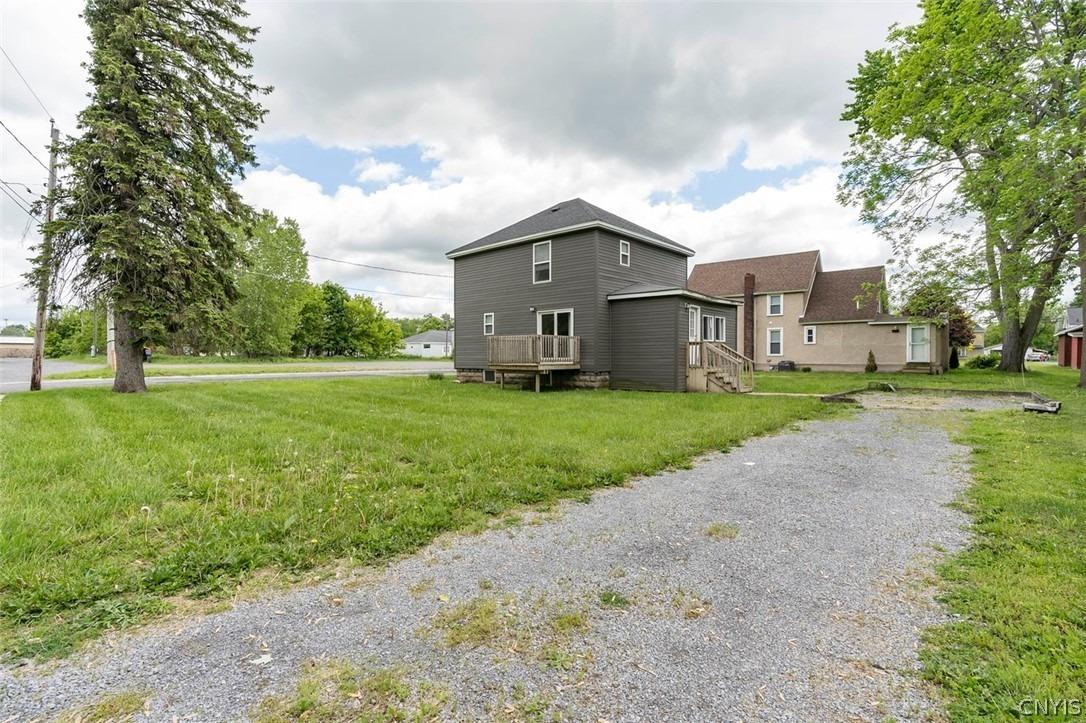 Sill St, Watertown, NY 13601