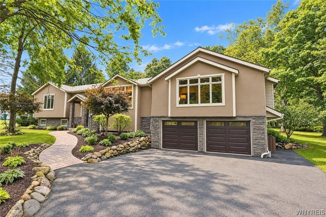 Hillside Dr, Elma, NY 14059
