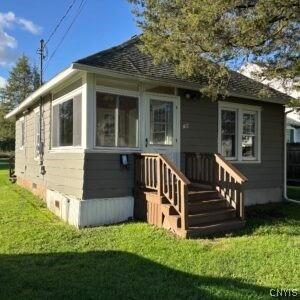 Leonard Ave, Syracuse, NY 13205