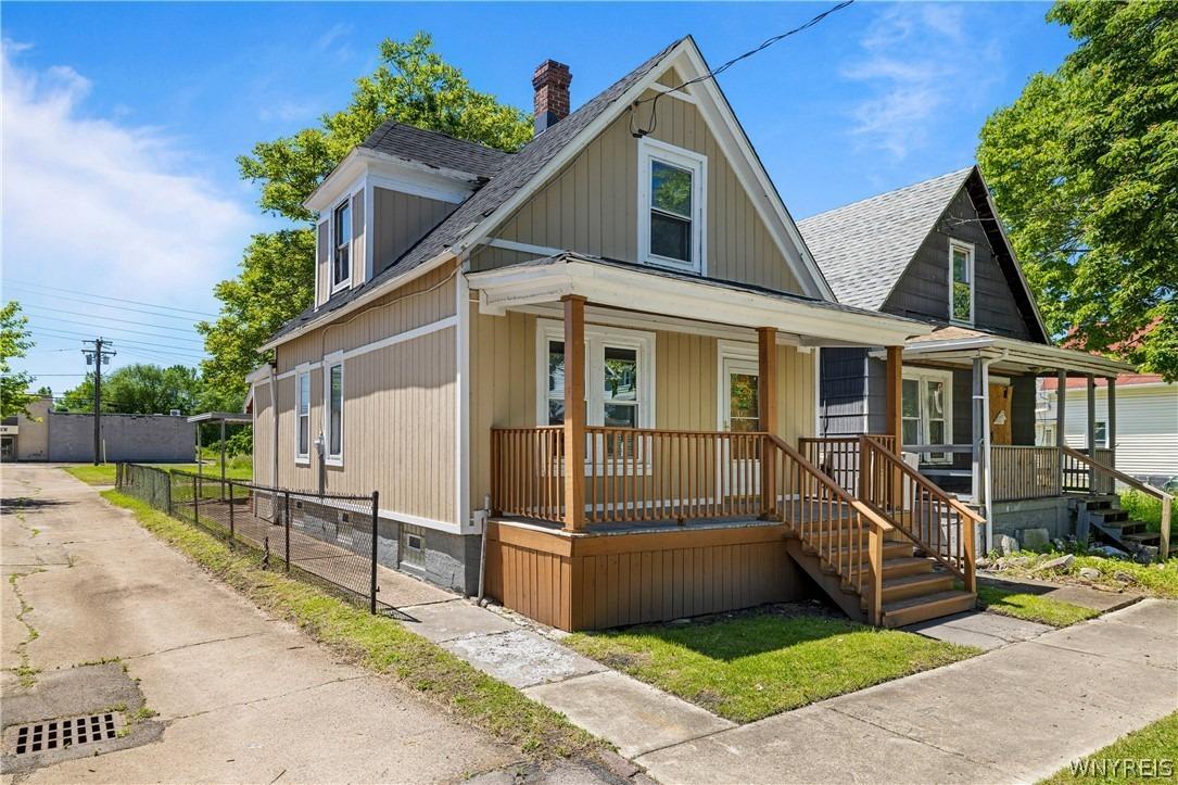 Mackenna Ave, Niagara Falls, NY 14303
