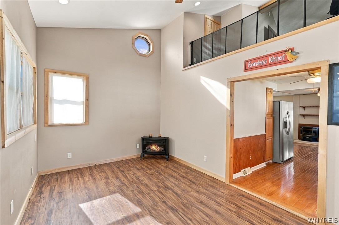 Cherry Ln, Buffalo, NY 14225