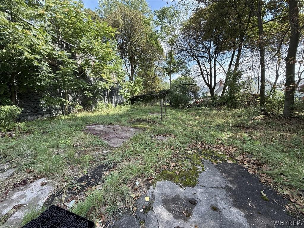 Sherman St, Buffalo, NY 14211