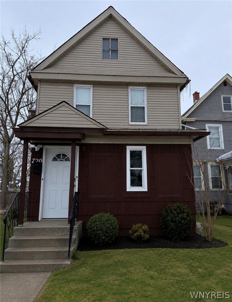 Monteagle St, Niagara Falls, NY 14305