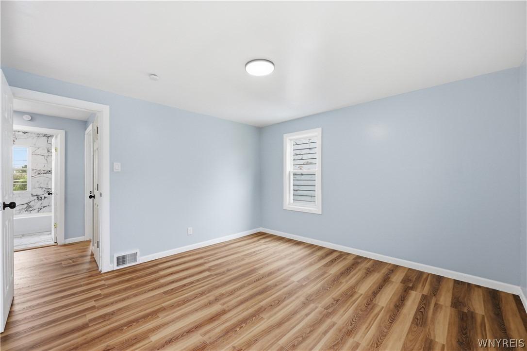 Davidson Ave, Buffalo, NY 14215