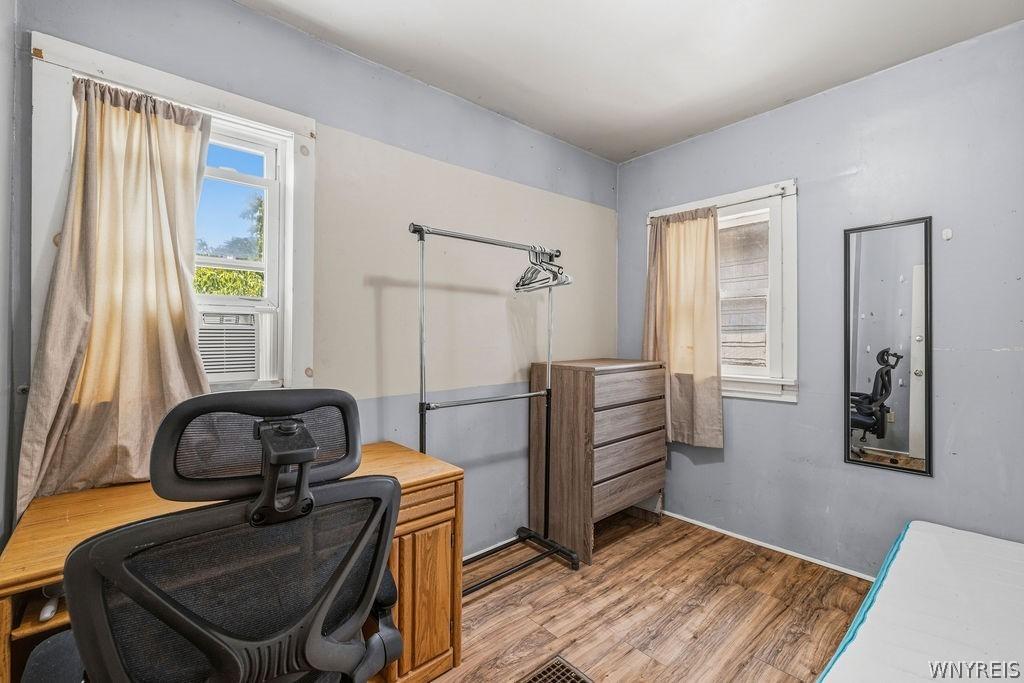 Northrup Pl, Buffalo, NY 14214