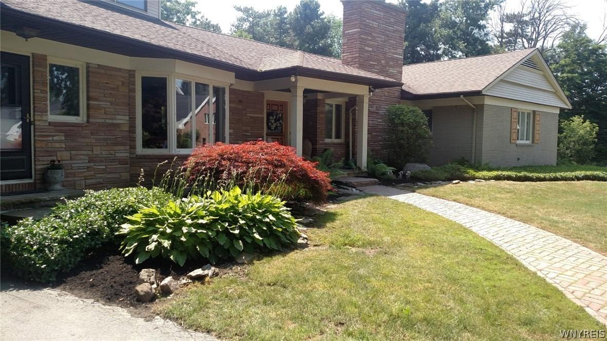 Brompton Cir, Buffalo, NY 14221