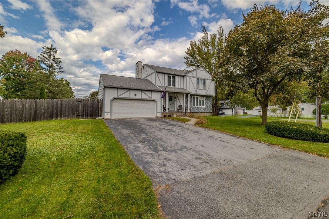 Helfer Ln, Minoa, NY 13116