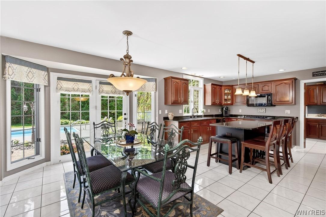 Tasseff Ter, Hamburg, NY 14075