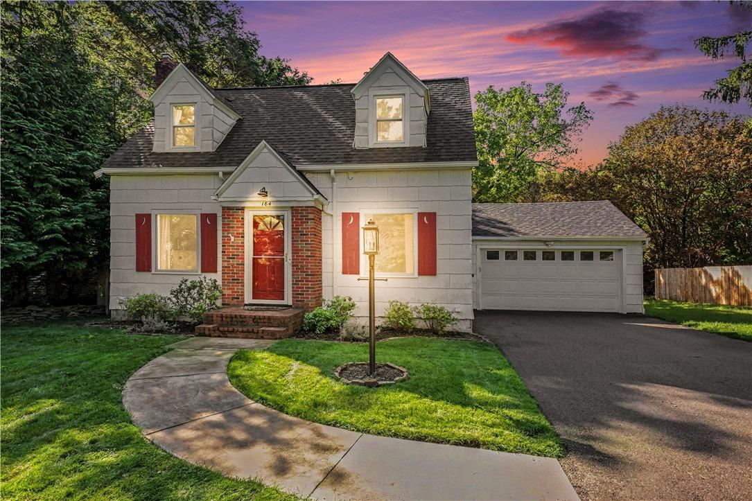 Pinewood Trl, Rochester, NY 14617