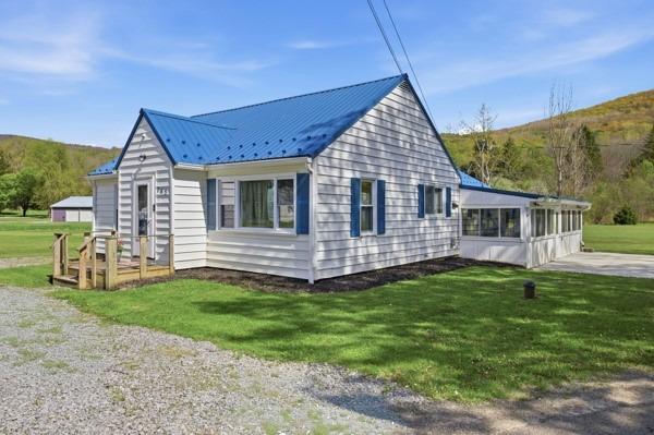 Italy Valley Rd, Naples, NY 14512