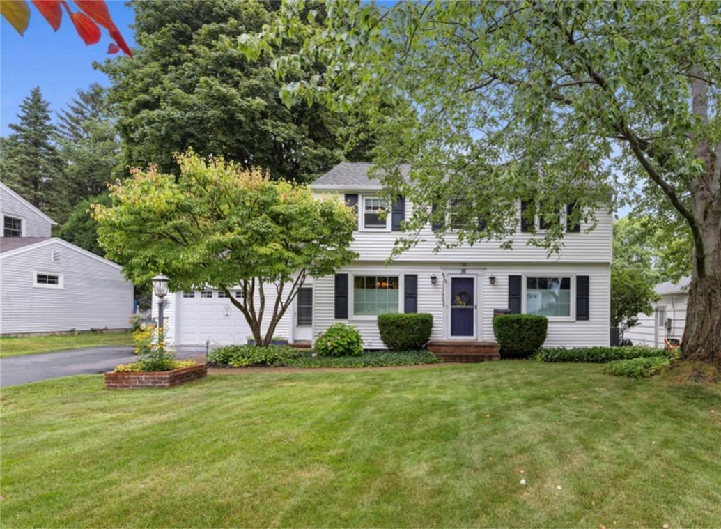 Oakcrest Dr, Rochester, NY 14617