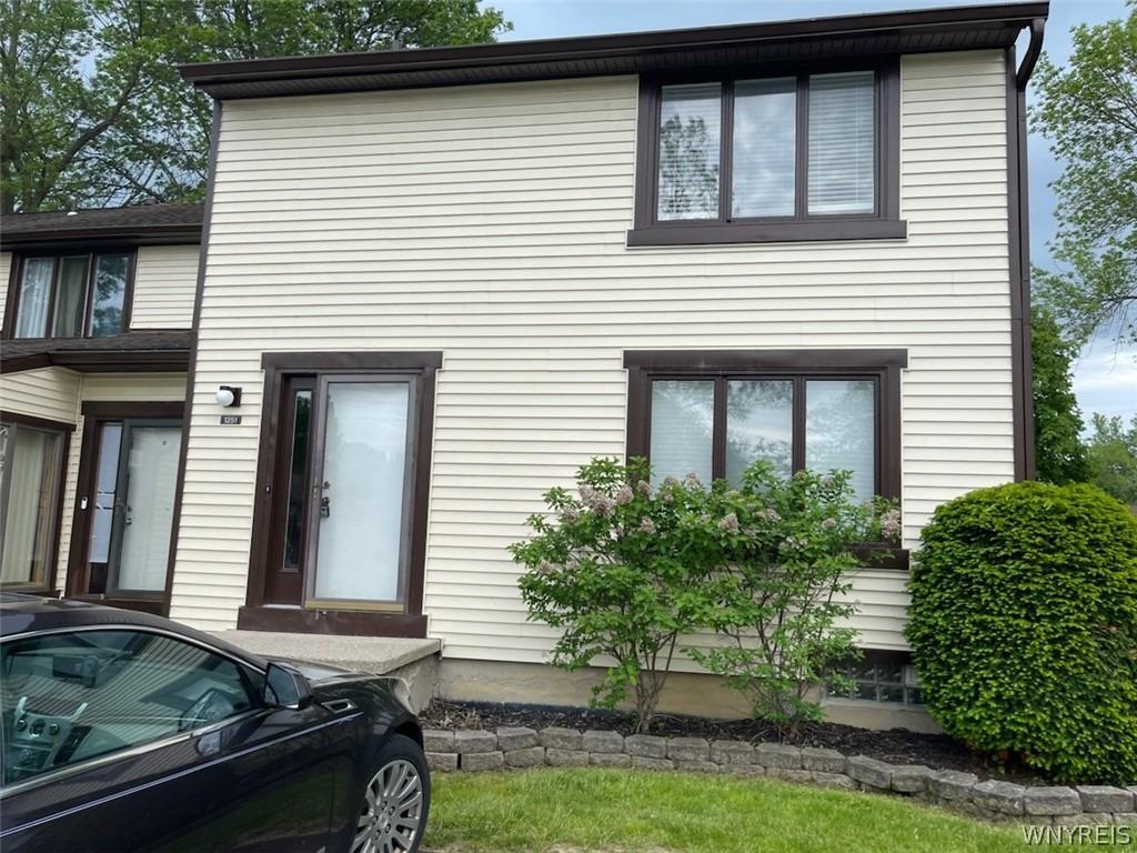 Charlesgate Cir, East Amherst, NY 14051