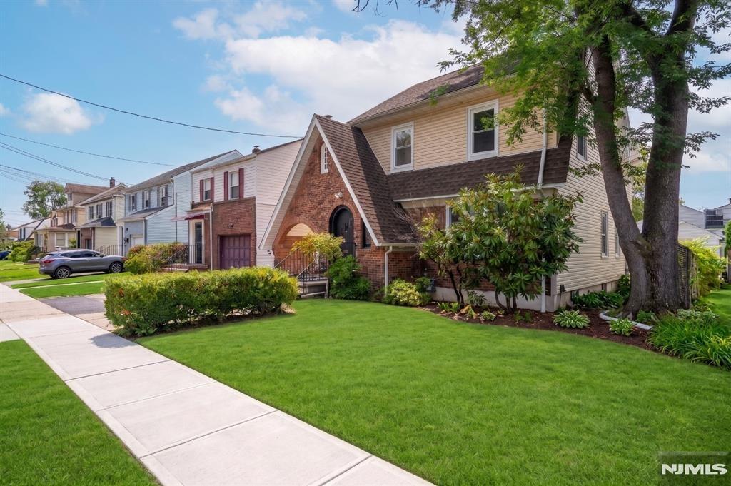Belleview Ter, Hillside, NJ 07205