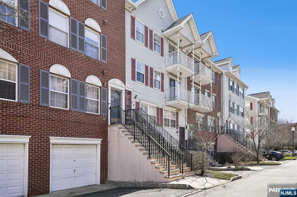 Cornerstone Ln, Newark, NJ 07103