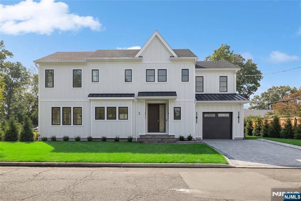 Pleasant Ave, Tenafly, NJ 07670