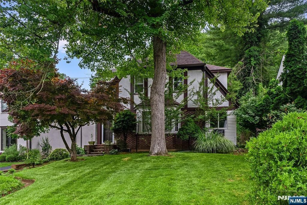 Maitland Ave, Teaneck, NJ 07666