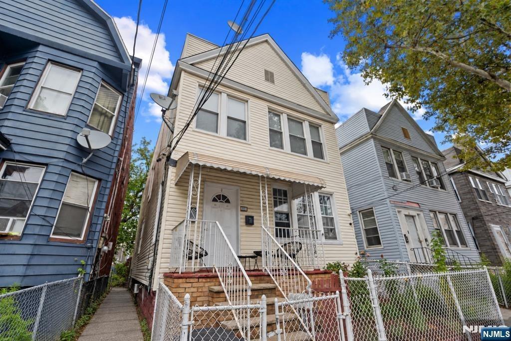New St, Jersey City, NJ 07305