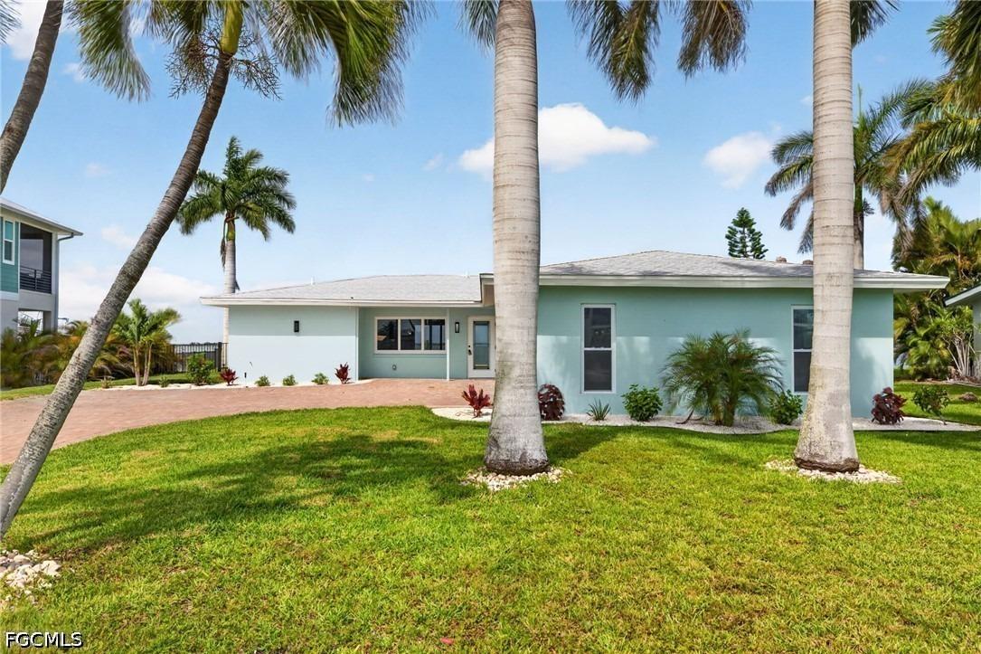Bayview Blvd, Fort Myers Beach, FL 33931